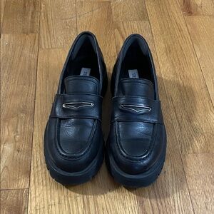 Steve Madden Black Leather Loafers